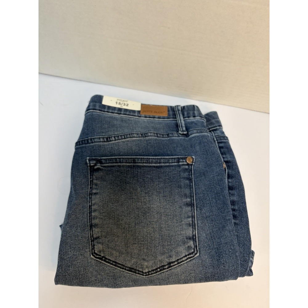 Judy Blue NWT Hi-Rise Pull On Skinny  Capri Denim Jeans Size 15/32 Style #78111